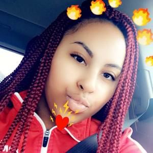 Meet your Posher, Bonita